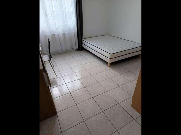 Colocation / Appartement 4 pièces de 60 m², Villeurbanne, Rue Georges Picot / Photo 2