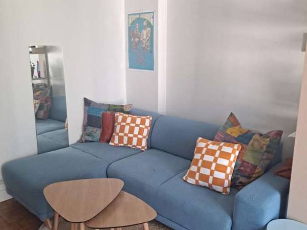 Sous-location / Studio de 27 m², Paris, Rue Clovis Hugues / Photo 2