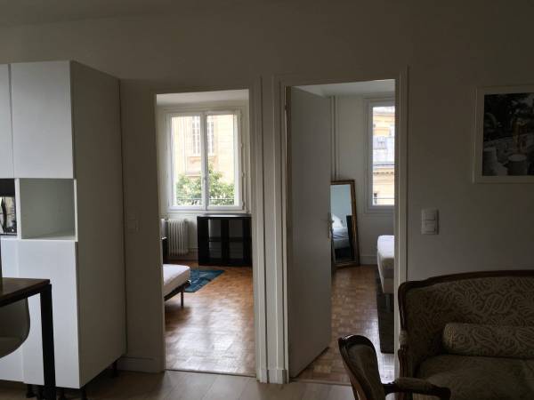 Sous-location / Appartement 4 pièces de 87 m², Paris, Rue Saint-Hubert / Photo 7