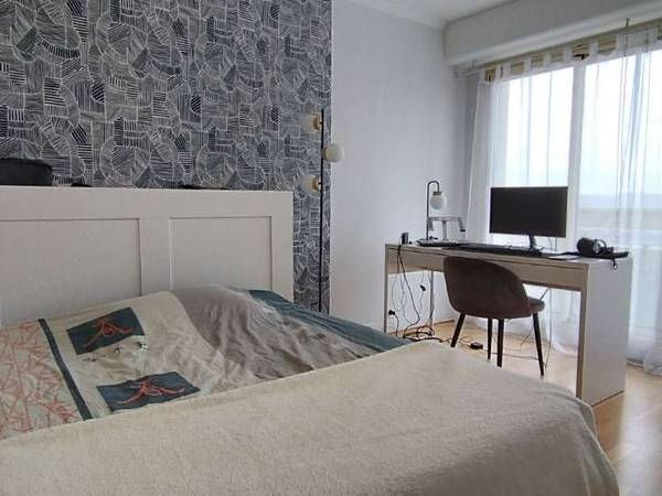 Colocation / Appartement 5 pièces de 85 m², Rouen, Rue Parmentier / Photo 2