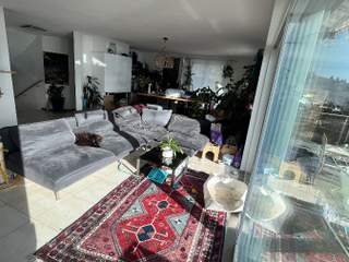 Flatsharing / 7-bedroom house · 215 m², Bourg-en-Lavaux, Route des Crêts Leyron