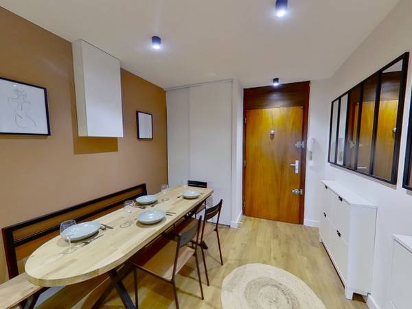 Flatsharing / 5-bedroom flat · 85 m², Lyon, Rue Philippe Fabia / Photo 2
