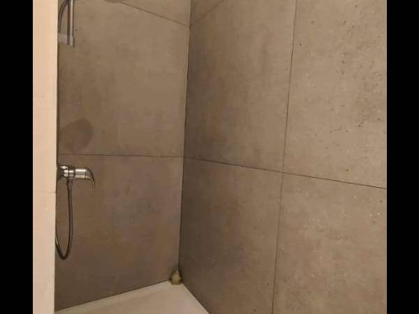 Colocation / Appartement 8 pièces de 120 m², Liège, Rue Darchis / Photo 8