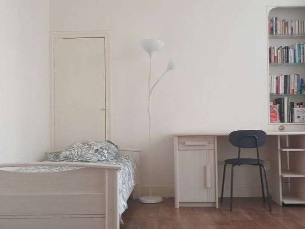 Colocation / Appartement 4 pièces de 90 m², Paris, Rue de Longchamp / Photo 3