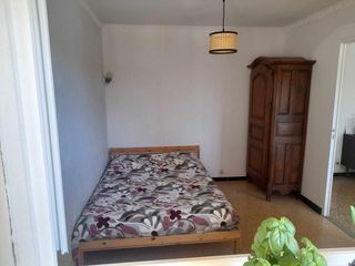 Sublet / 3-bedroom flat · 75 m², Marseille, Rue Roger Mathurin