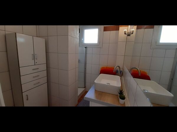 Colocation / Appartement 4 pièces de 80 m², Villeurbanne, Avenue Roger Salengro / Photo 10