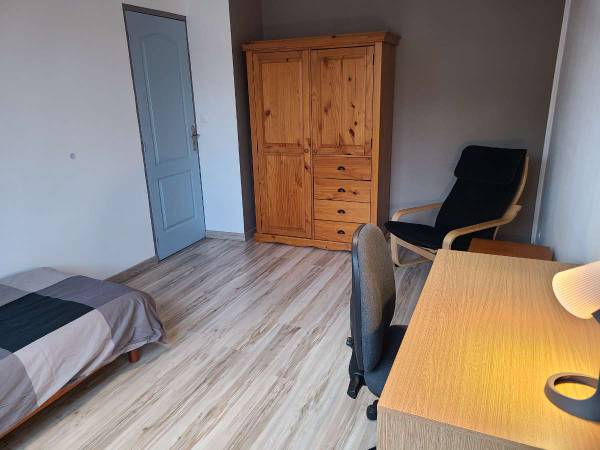 Colocation / Appartement 4 pièces de 72 m², Lille, Allée Léon Blum / Photo 2