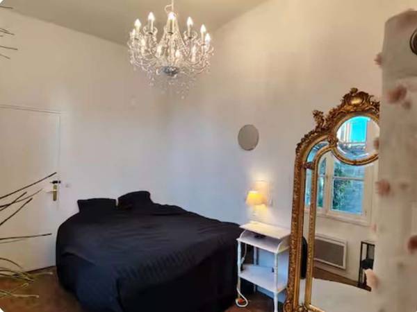 Chambre chez l'habitant / Appartement 4 pièces de 80 m², Bordeaux, Cours d'Albret / Photo 2