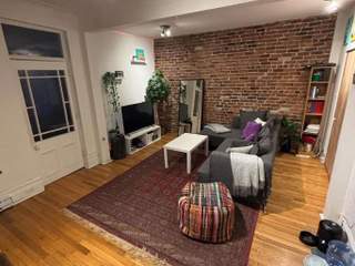Location / Appartement 5 pièces de 1020 m², Montréal, Rue de Champlain