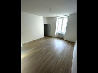 Location / Appartement 1 pièce de 38 m², Gray, Rue de Belfort