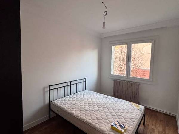 Colocation / Maison 7 pièces de 120 m², Villejuif, Impasse Octave Mirbeau / Photo 2