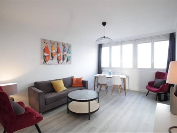 Colocation / Appartement 4 pièces de 70 m², Orvault, Rue de la Patouillerie / Photo 2