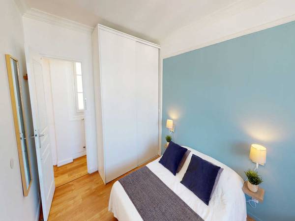 Colocation / Appartement 3 pièces de 80 m², Paris, Avenue Général Michel Bizot / Photo 2