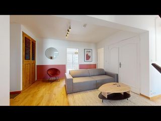 Casa partilhada / 8 rooms apartment · 124 m², Lyon, Bis Avenue Felix Faure
