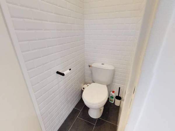 Colocation / Appartement 4 pièces de 86 m², Bron, Rue du Parc / Photo 16