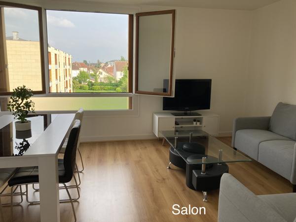 Colocation / Appartement 4 pièces de 71 m², Compiègne, Rue du Maréchal Fayolle / Photo 2