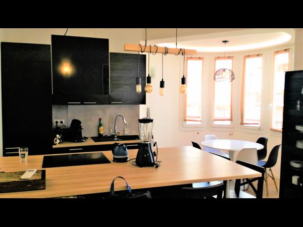 Colocation / Appartement 5 pièces de 90 m², Nice, Rue Vernier / Photo 2