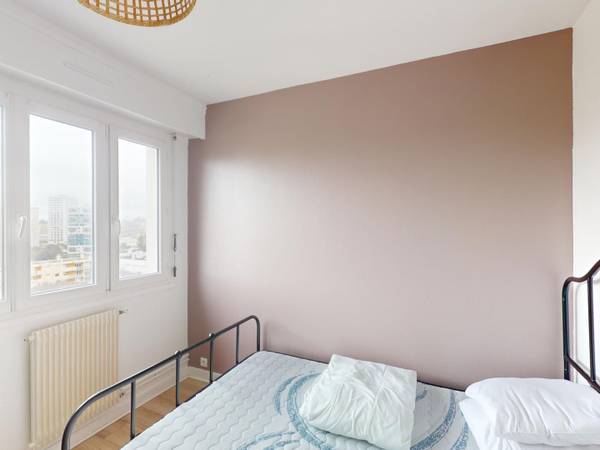 Colocation / Appartement 3 pièces de 62 m², Brest, Rue du Duc d'Aumale / Photo 2