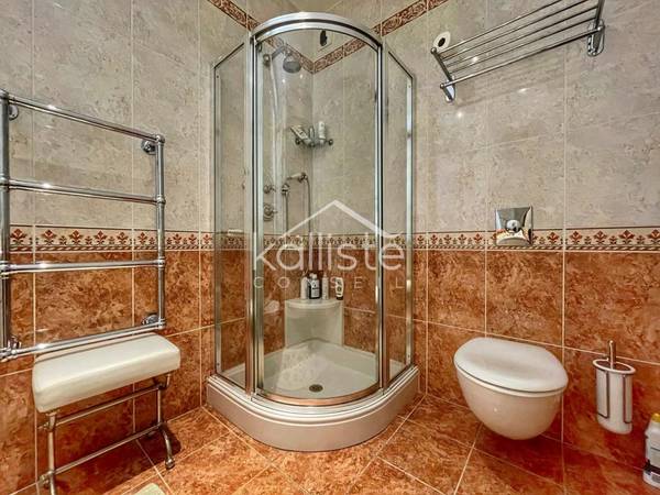 Location / Appartement 3 pièces de 140 m², Ajaccio, Avenue Eugene Macchini / Photo 10