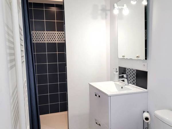 Chambre chez l'habitant / Maison 1 pièce, Cholet / Photo 2