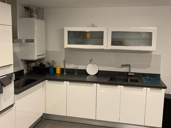 Colocation / Appartement 1 pièce de 86 m², Evere, Rue de Genève / Photo 2