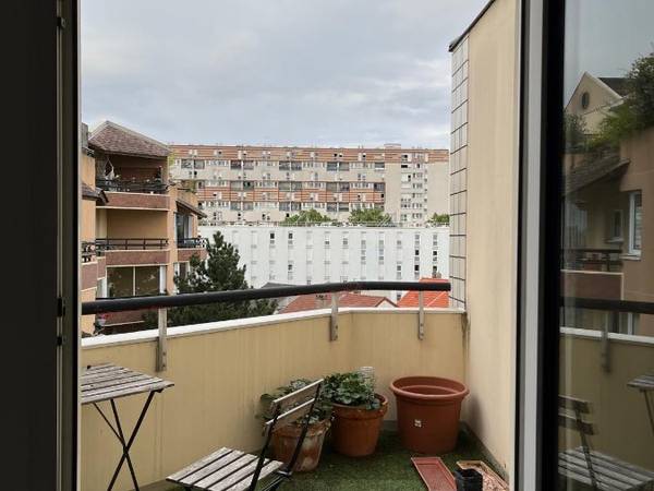 Colocation / Appartement 3 pièces de 71 m², Asnières-sur-Seine, Rue Gaston Bonnier / Photo 2