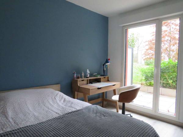 Colocation / Appartement 3 pièces de 62 m², Cachan, Rue Camille Desmoulins / Photo 2