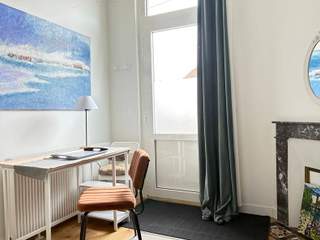 Room in a live-in landlord's home / 1 room house, Talence