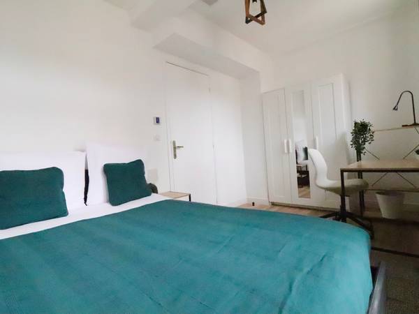 Colocation / Appartement 6 pièces de 100 m², Nice, Rue Paul Reboux / Photo 2