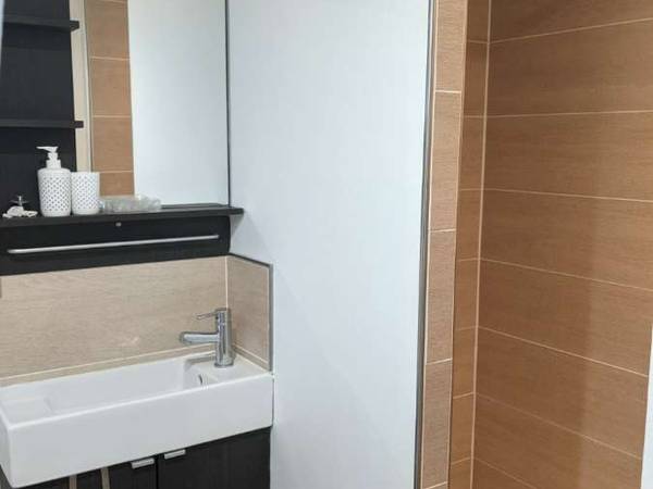 Colocation / Maison 7 pièces de 115 m², Rouen, Rue Amédée Dormoy / Photo 2