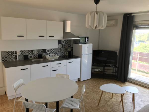 Colocation / Appartement 4 pièces de 67 m², Toulouse, Rue de la Touraine / Photo 2