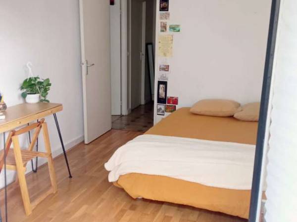 Colocation / Appartement 4 pièces de 85 m², Paris, Rue de Buzenval / Photo 2