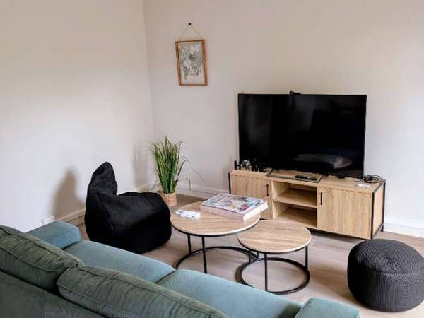 Colocation / Appartement 5 pièces de 98 m², Talence, Rue Robespierre / Photo 2