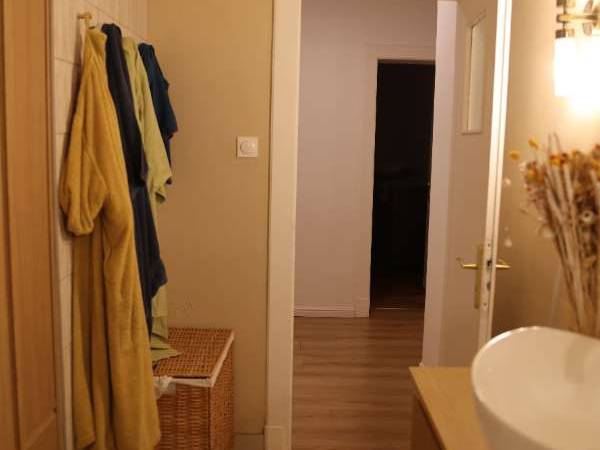 Chambre chez l'habitant / Appartement 4 pièces de 96 m², Strasbourg, Rue du Lazaret / Photo 2