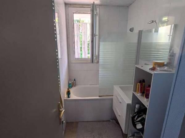 Colocation / Résidence 5 pièces de 75 m², Pessac, Avenue Léon Blum / Photo 5