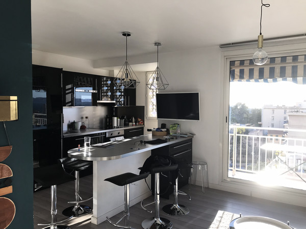 Sublet / 3-bedroom flat · 60 m², Marseille, Boulevard Tellene / Photo 2