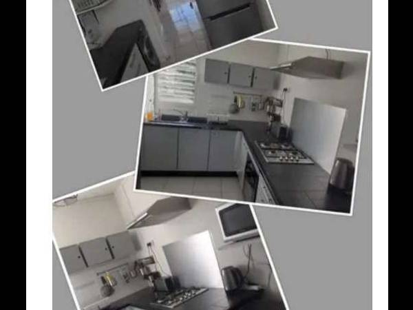 Colocation / Appartement 4 pièces de 67 m², Les Abymes / Photo 2