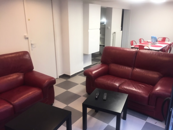 Colocation / Maison 10 pièces de 138 m², Villeneuve-d'Ascq, Rue Claude Debussy / Photo 2