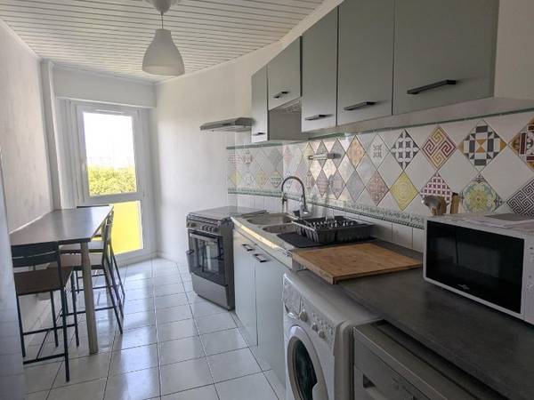 Colocation / Appartement 5 pièces de 83 m², Rennes, Square de Setúbal / Photo 4