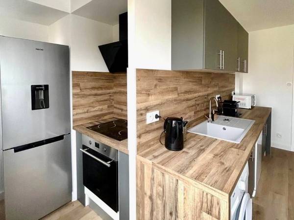 Colocation / Appartement 5 pièces de 107 m², Grenoble, Avenue Rhin Et Danube / Photo 17