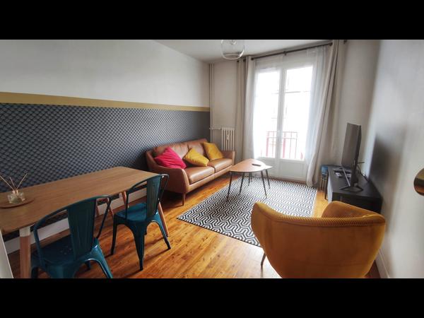 Colocation / Appartement 4 pièces de 80 m², Le Mans, rue de l'Ormeau / Photo 2