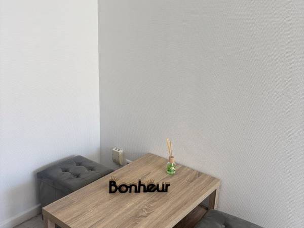 Colocation / Appartement 5 pièces de 87 m², Bron, Route de Genas / Photo 5