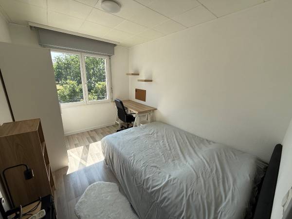 Colocation / Appartement 4 pièces de 72 m², Mulhouse, Rue Jules Michelet / Photo 2