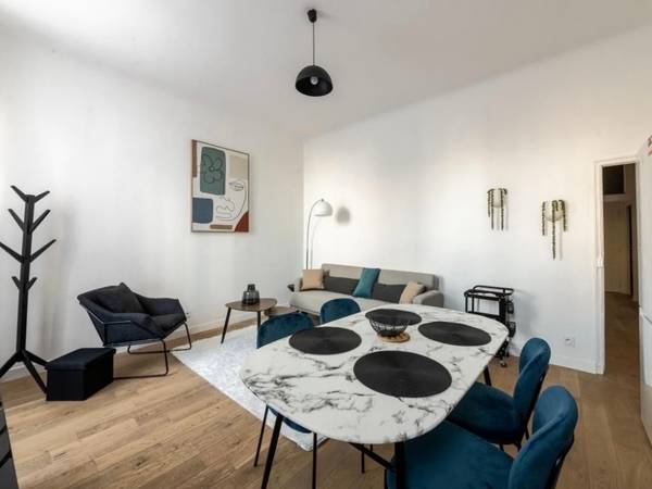 Room share / 4 rooms house · 68 m², Marseille, Rue Saint-Jacques / Photo 2