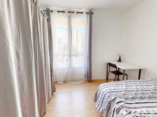 Colocation / Appartement 5 pièces de 66 m², Montpellier, Avenue de Maurin