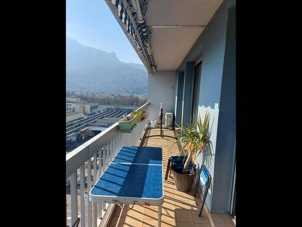 Colocation / Appartement 5 pièces de 108 m², Grenoble, Avenue Rhin Et Danube / Photo 11