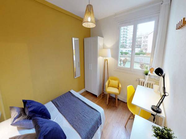 Colocation / Appartement 4 pièces de 60 m², Toulouse, Rue Francisque Sarcey / Photo 2