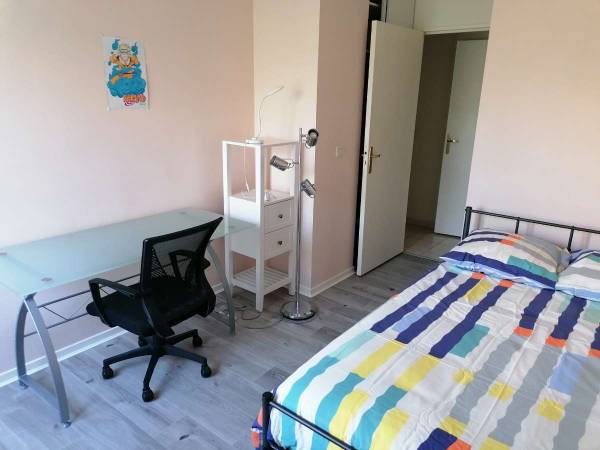 Colocation / Appartement 4 pièces de 92 m², Massy, Rue Winston Churchill / Photo 5