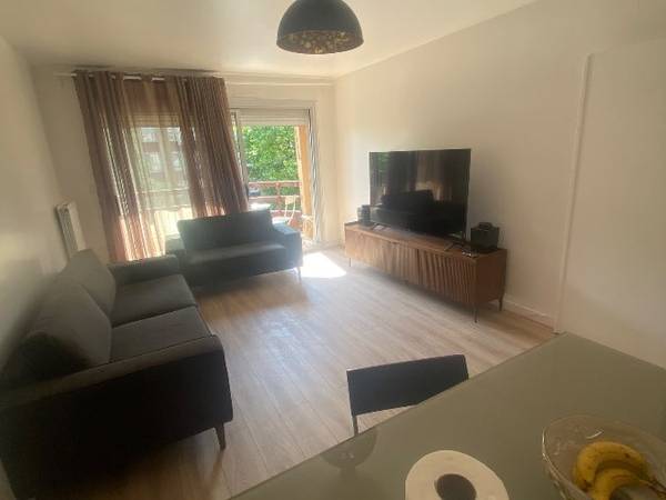 Colocation / Appartement 5 pièces de 92 m², Gennevilliers, Rue Louis Calmel / Photo 2
