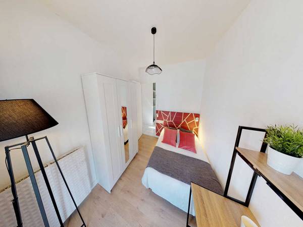 Colocation / Appartement 4 pièces de 100 m², Lyon, Rue Pierre Audry / Photo 2